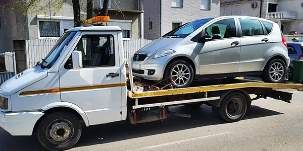 Šlep služba Inđija prevoz automobila u kvaru