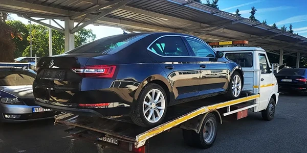 Šlep služba Novi Sad šlepovanje vozila na parkiralištu